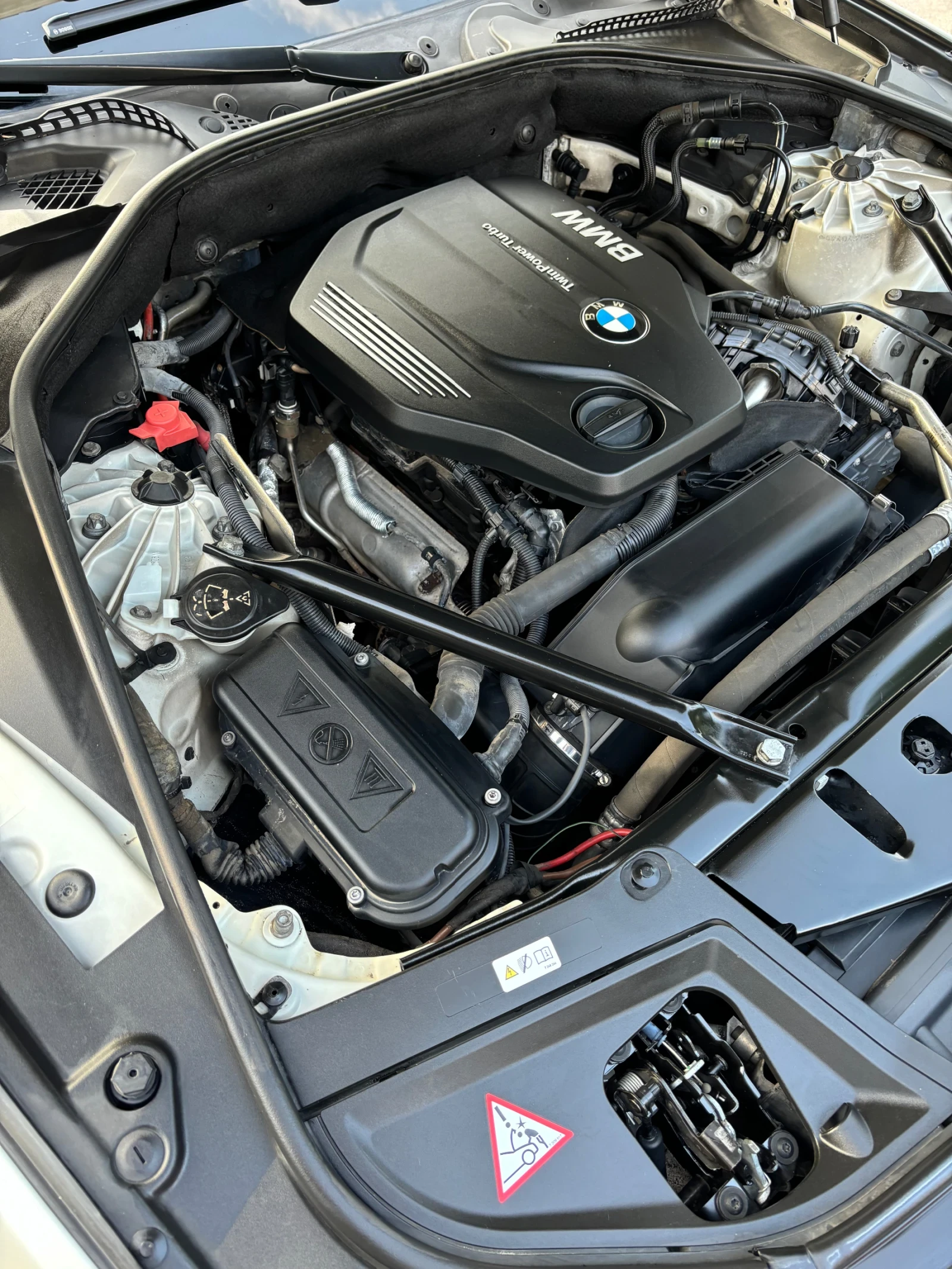 BMW 520 F10 B47, снимка 14 - Автомобили и джипове - 54918487