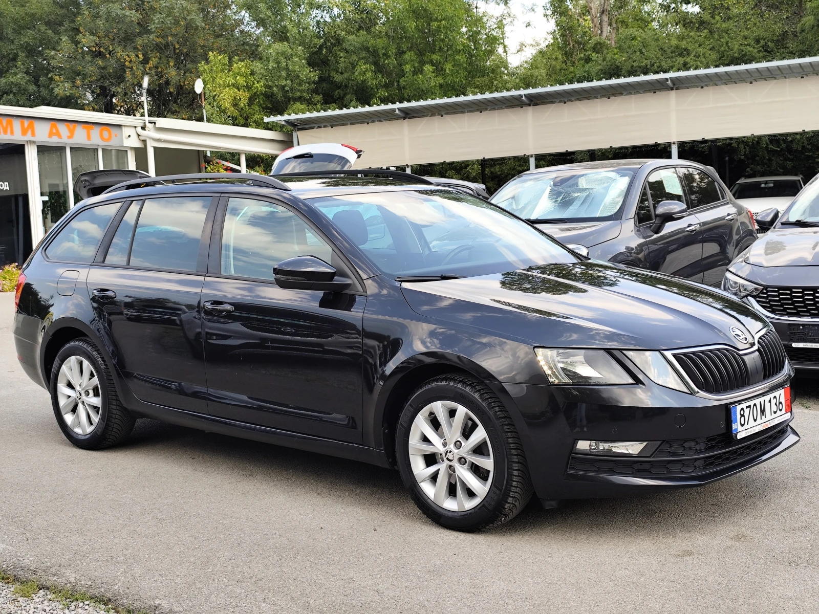 Skoda Octavia 1.4i* ECO-FUEL* AВТОМАТИК* LED* EURO6B* CARPLAY, снимка 3 - Автомобили и джипове - 55655105