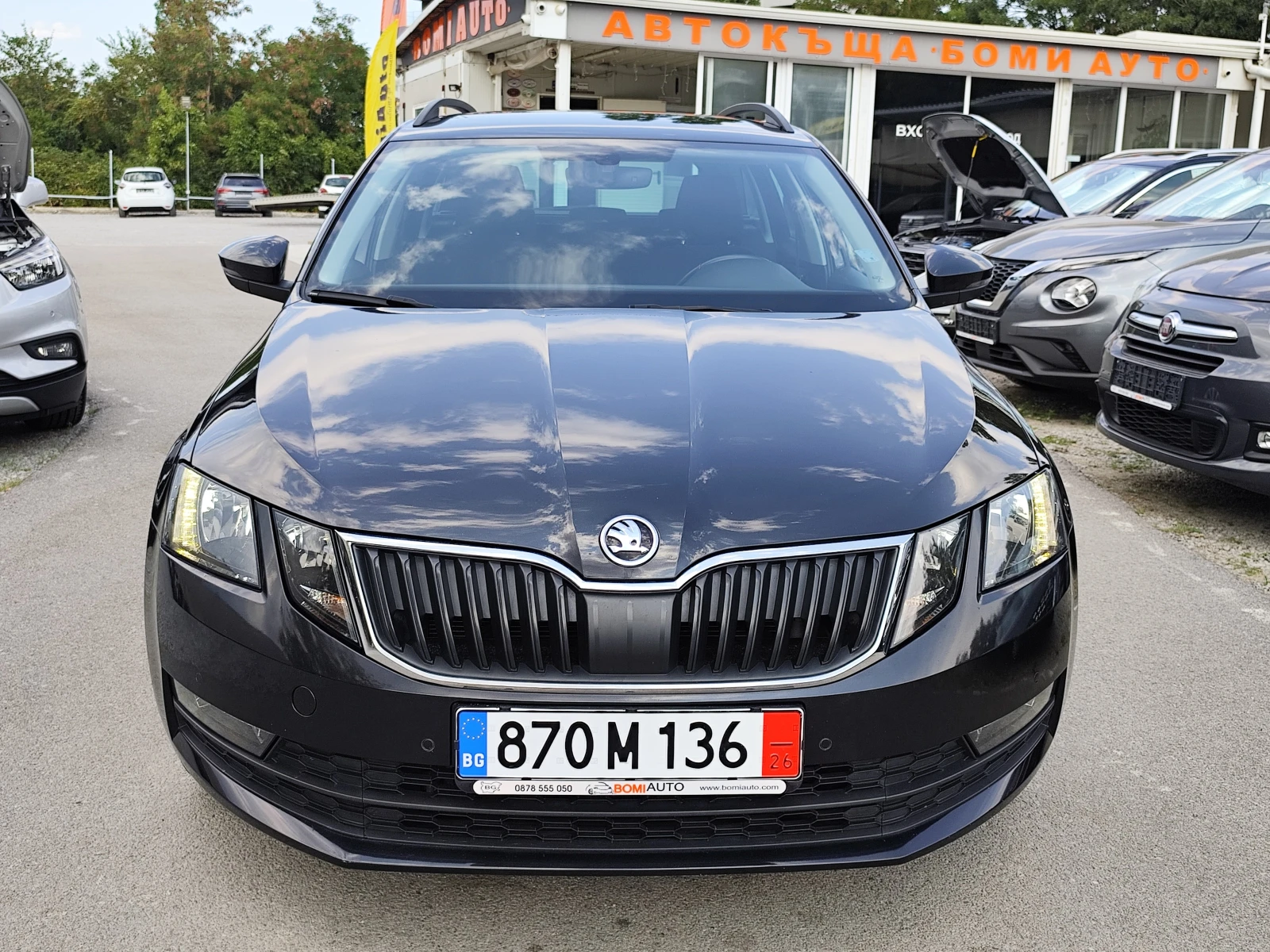 Skoda Octavia 1.4i* ECO-FUEL* AВТОМАТИК* LED* EURO6B* CARPLAY, снимка 2 - Автомобили и джипове - 55655105
