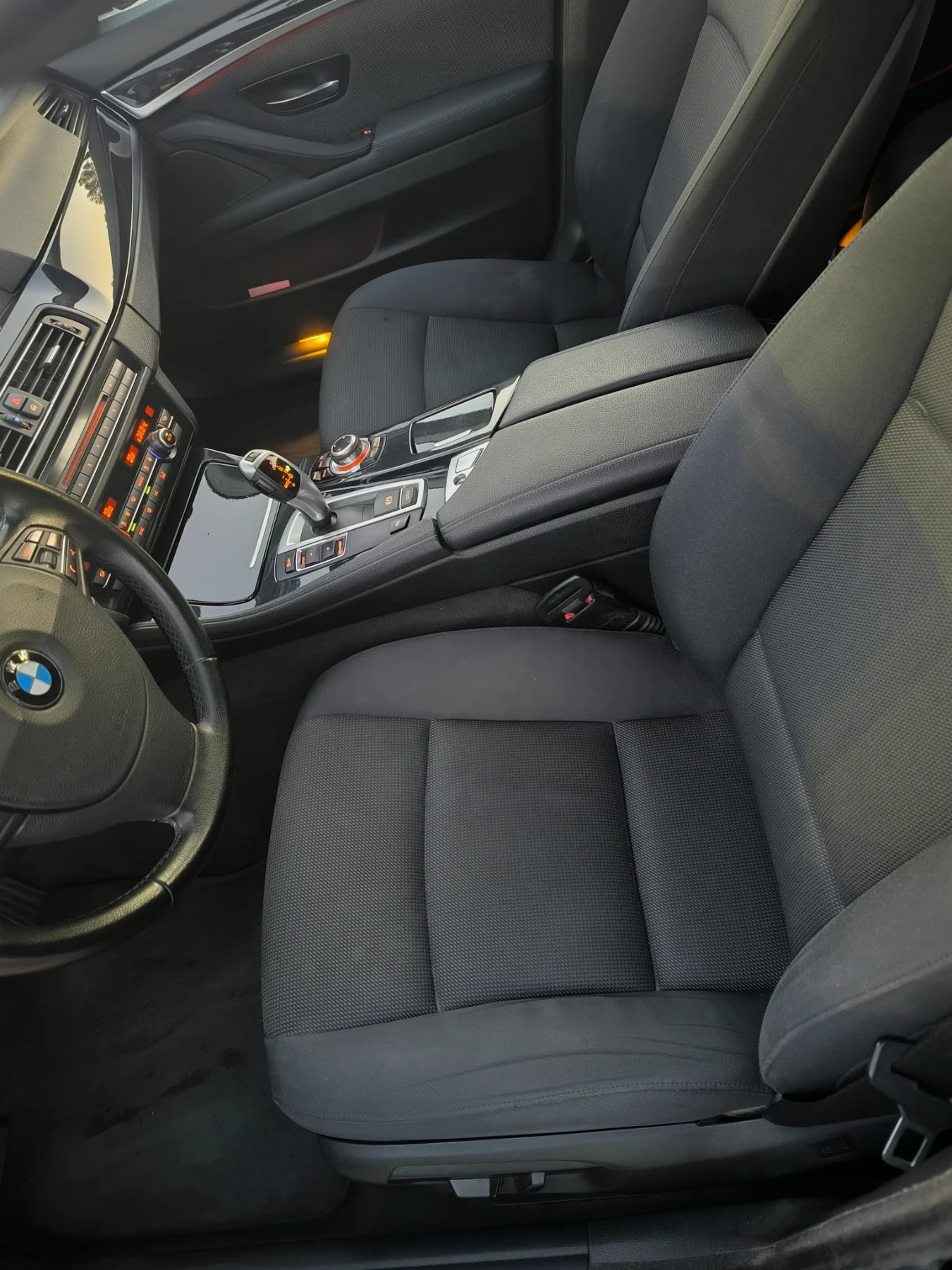 BMW 520 2.0, снимка 14 - Автомобили и джипове - 55666577
