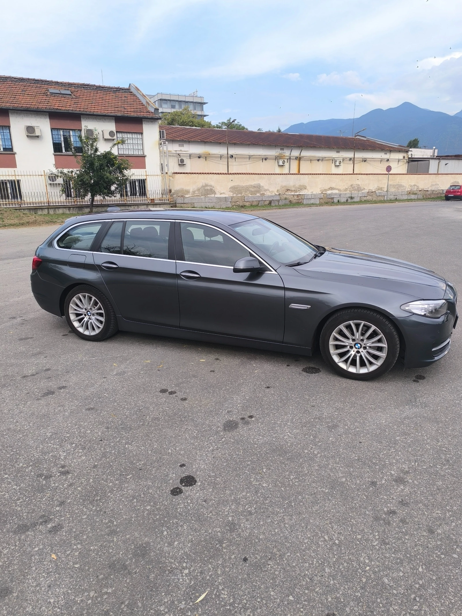 BMW 520 2.0, снимка 4 - Автомобили и джипове - 55666577
