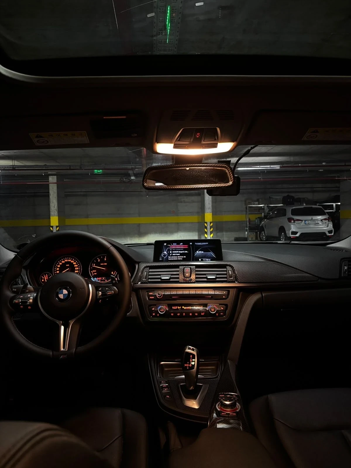 BMW 320 (F30)   163, 000 км / M3 Pack , снимка 8 - Автомобили и джипове - 56228958