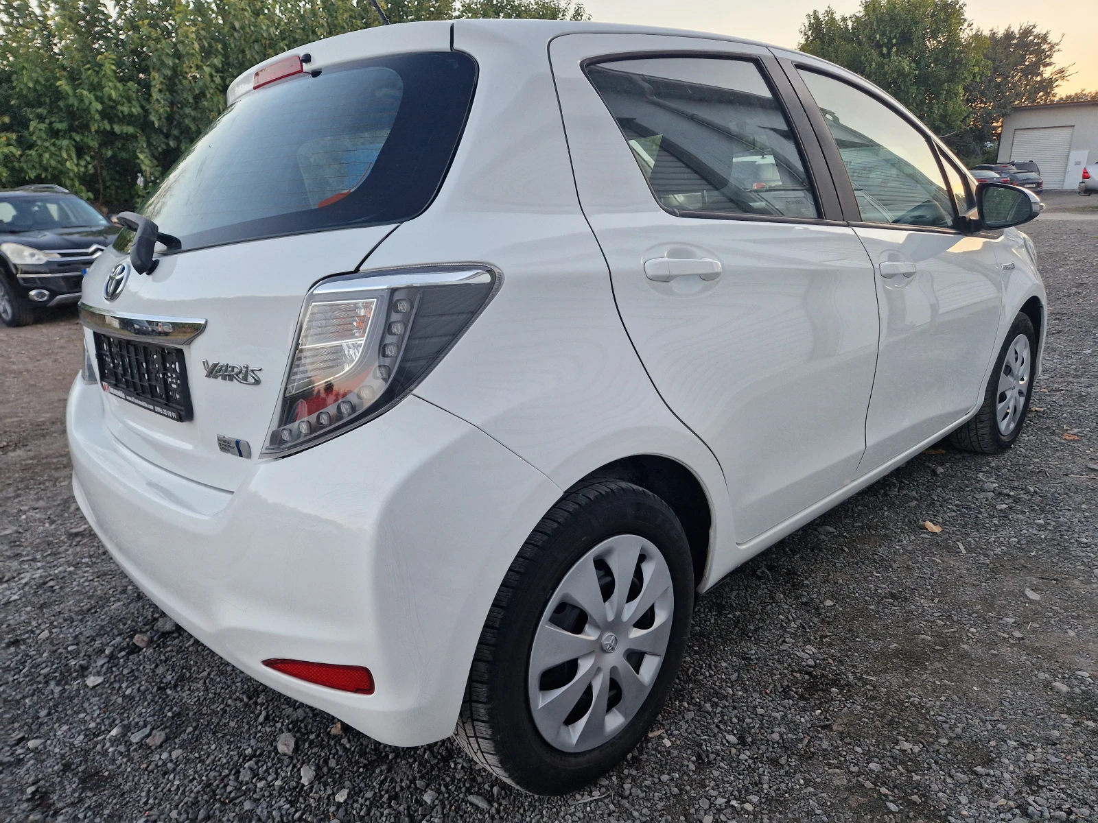 Toyota Yaris 1.5 Hybrid Life | Mobile.bg � ����������� 4
