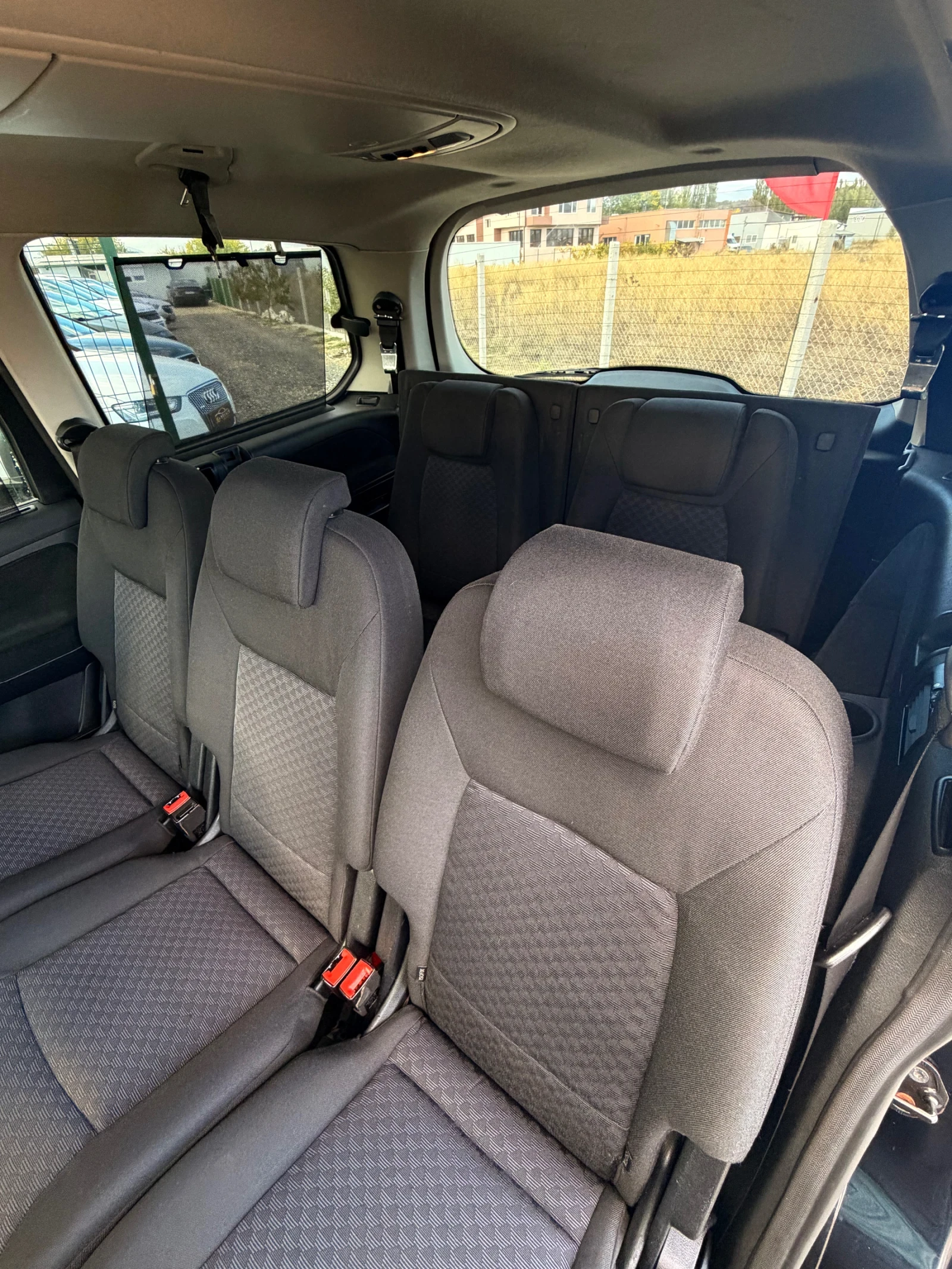 Ford Galaxy Автомат / Регистриран / Обслужен, снимка 13 - Автомобили и джипове - 56617203