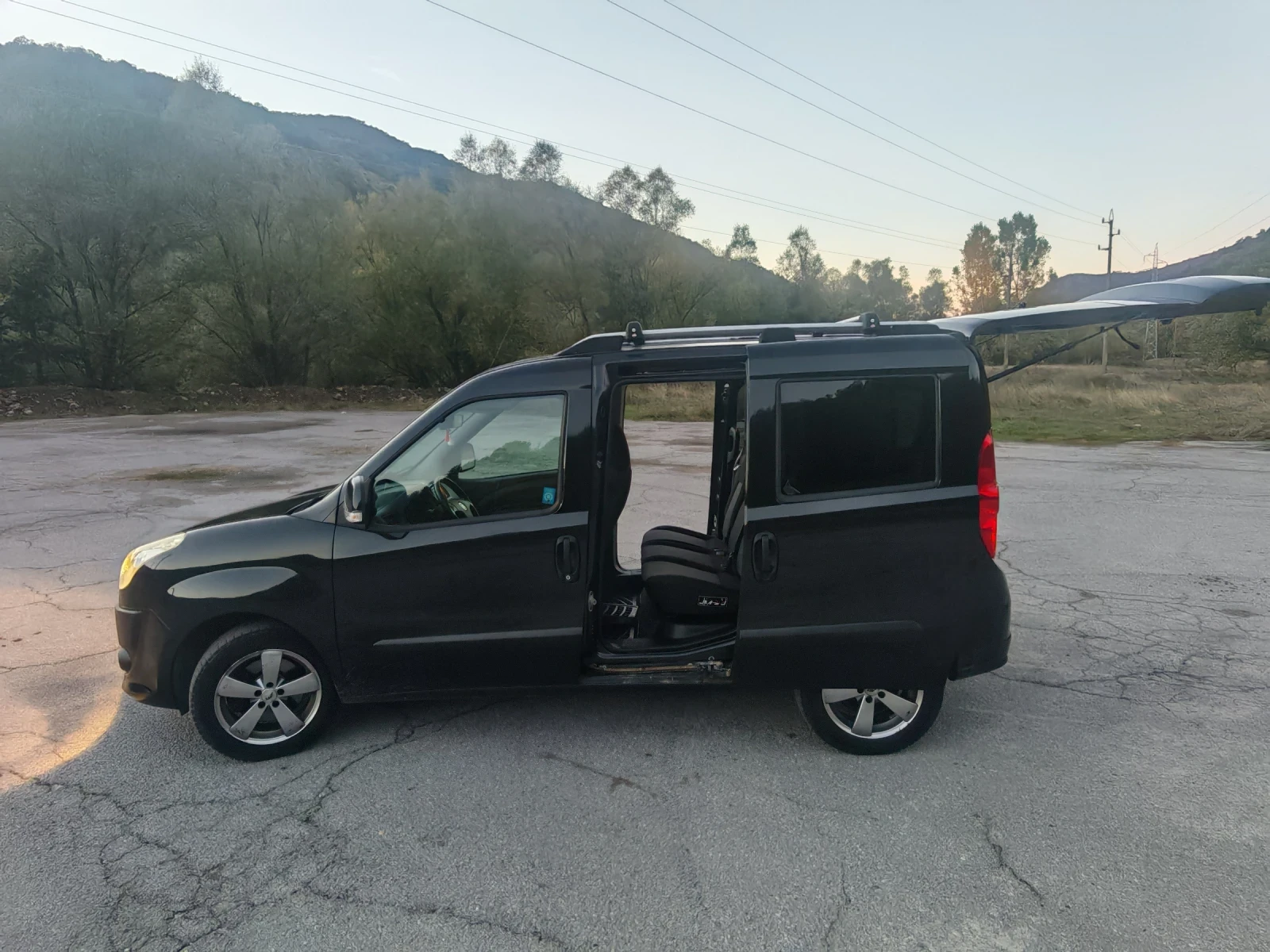Fiat Doblo Mjet, снимка 4 - Автомобили и джипове - 56662641