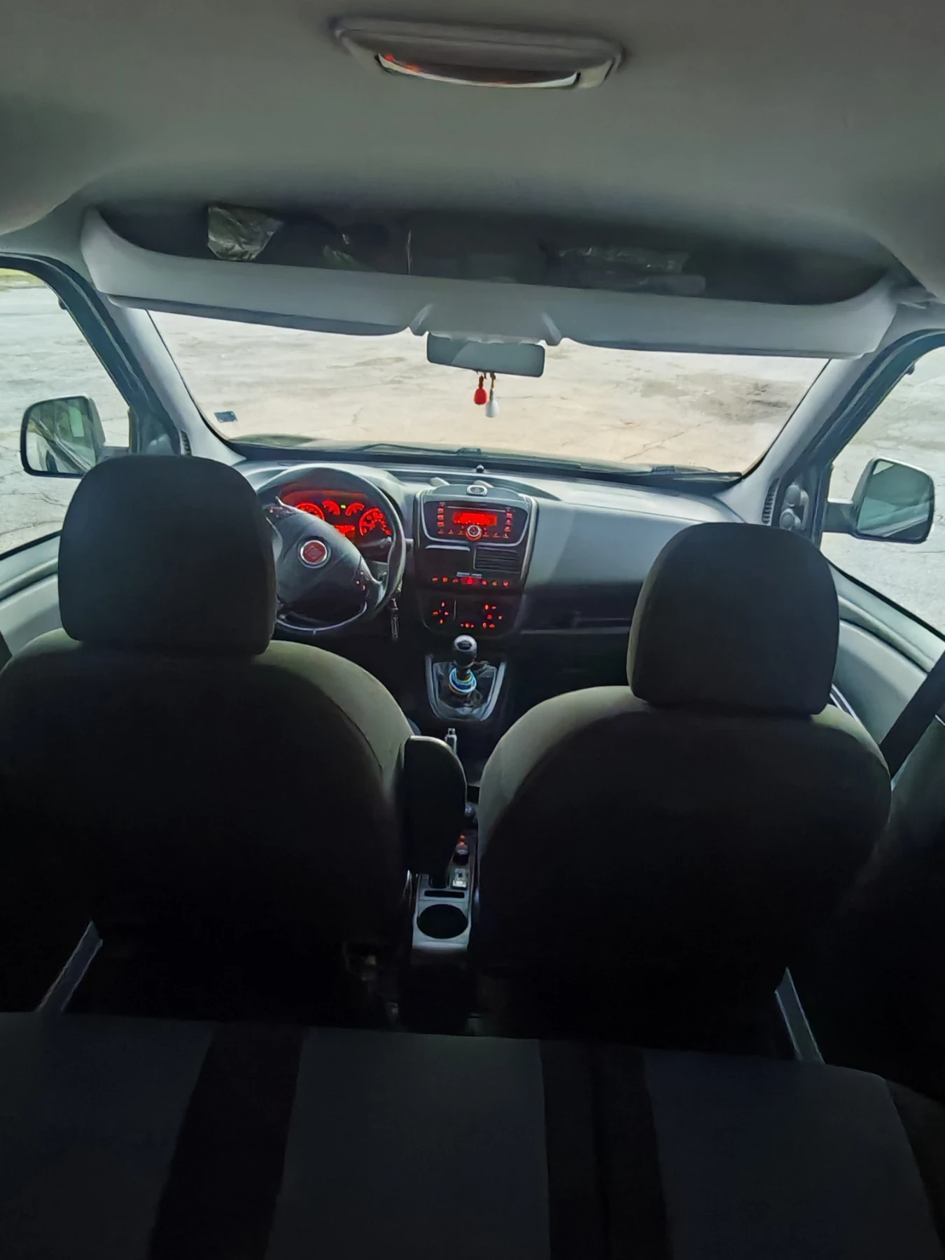 Fiat Doblo Mjet, снимка 8 - Автомобили и джипове - 56662641