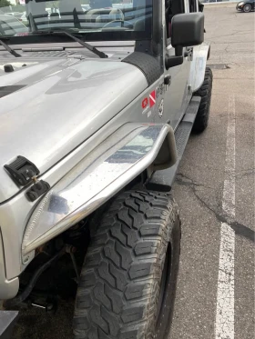 Jeep Wrangler * Sahara JKU* LIFTED* 35 Tires* ЛЕБЕДКА* 6-Speed M, снимка 5