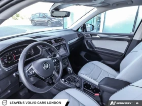 VW Tiguan * Highline | 4Motion | New Tires | Apple CarPlay * | Mobile.bg    14