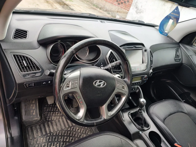 Hyundai IX35, снимка 5 - Автомобили и джипове - 47369684