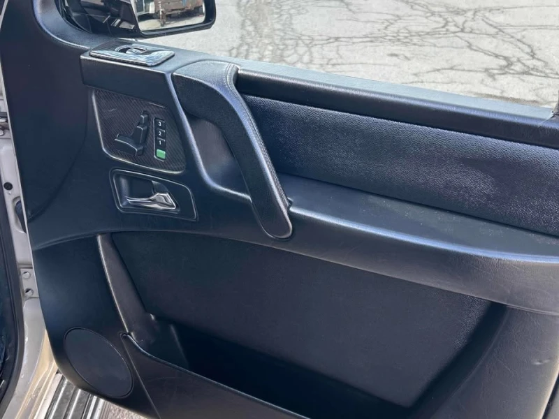 Mercedes-Benz G 55 AMG CARFAX* АВТОФИНАНСИРАНЕ БЕЗ ПЪРВОНАЧАЛНА ВНОСКА, снимка 8 - Автомобили и джипове - 52838478