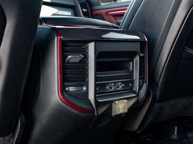 Dodge RAM 1500 REBEL* CREW CAB* HEMI, снимка 17 - Автомобили и джипове - 53564174