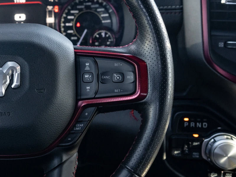 Dodge RAM 1500 REBEL* CREW CAB* HEMI, снимка 8 - Автомобили и джипове - 53564174