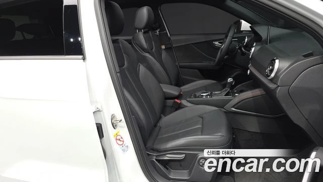 Audi Q2, снимка 11 - Автомобили и джипове - 56081348