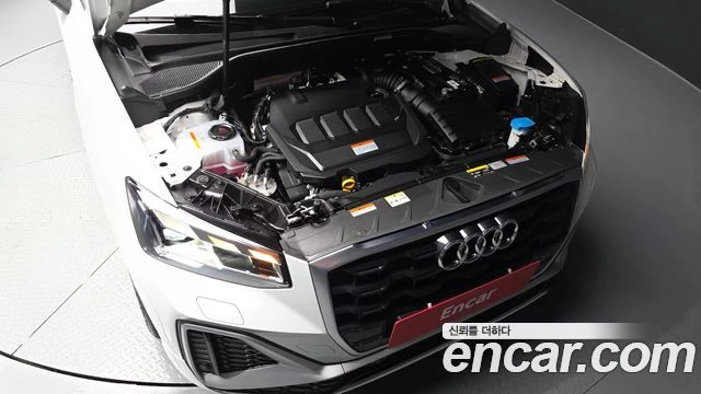 Audi Q2, снимка 6 - Автомобили и джипове - 56081348