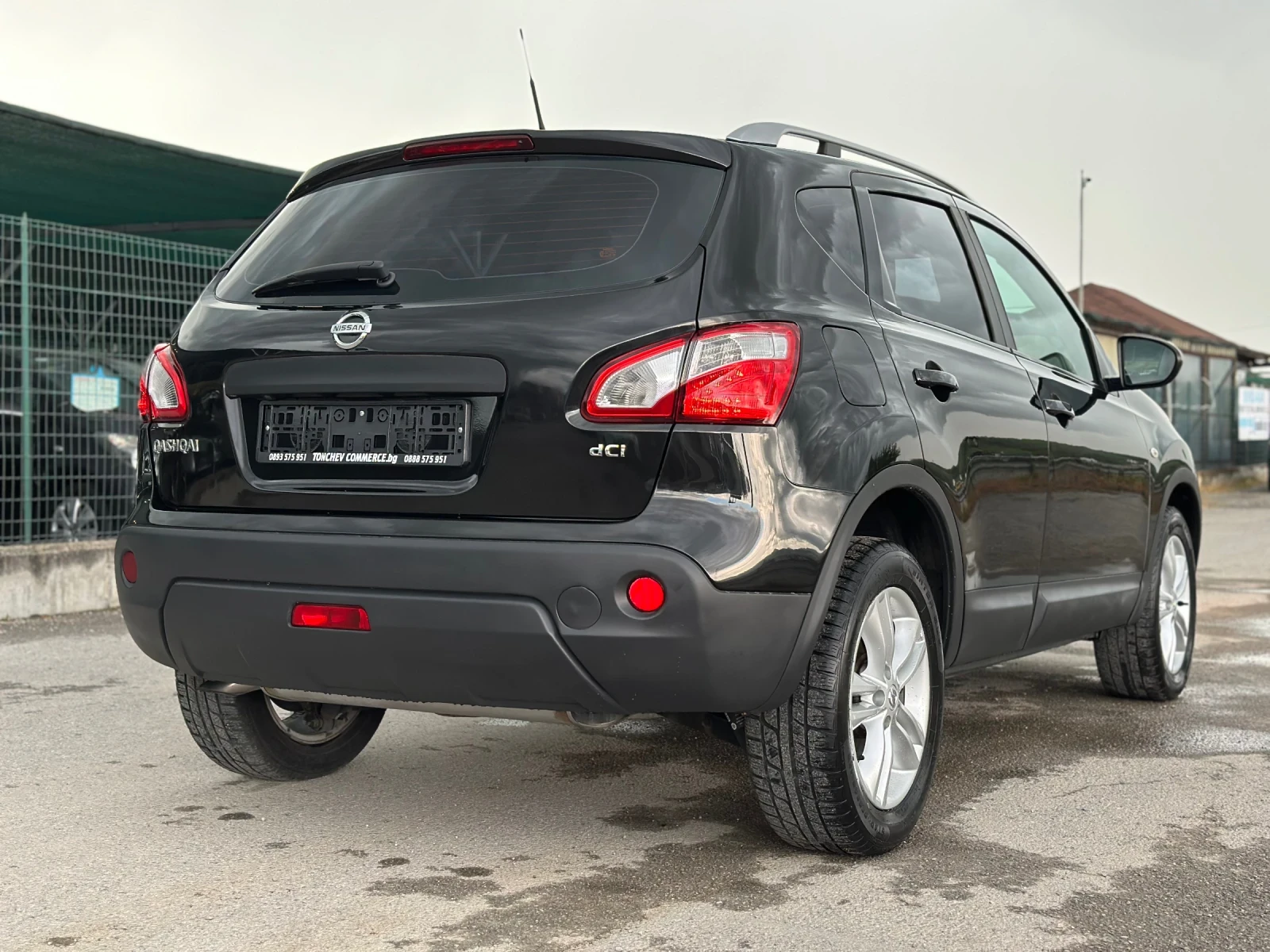 Nissan Qashqai 2.0-dci-TEKNA-NAVI-TV-DVD-KAMERA-TOP-FULL - изображение 6