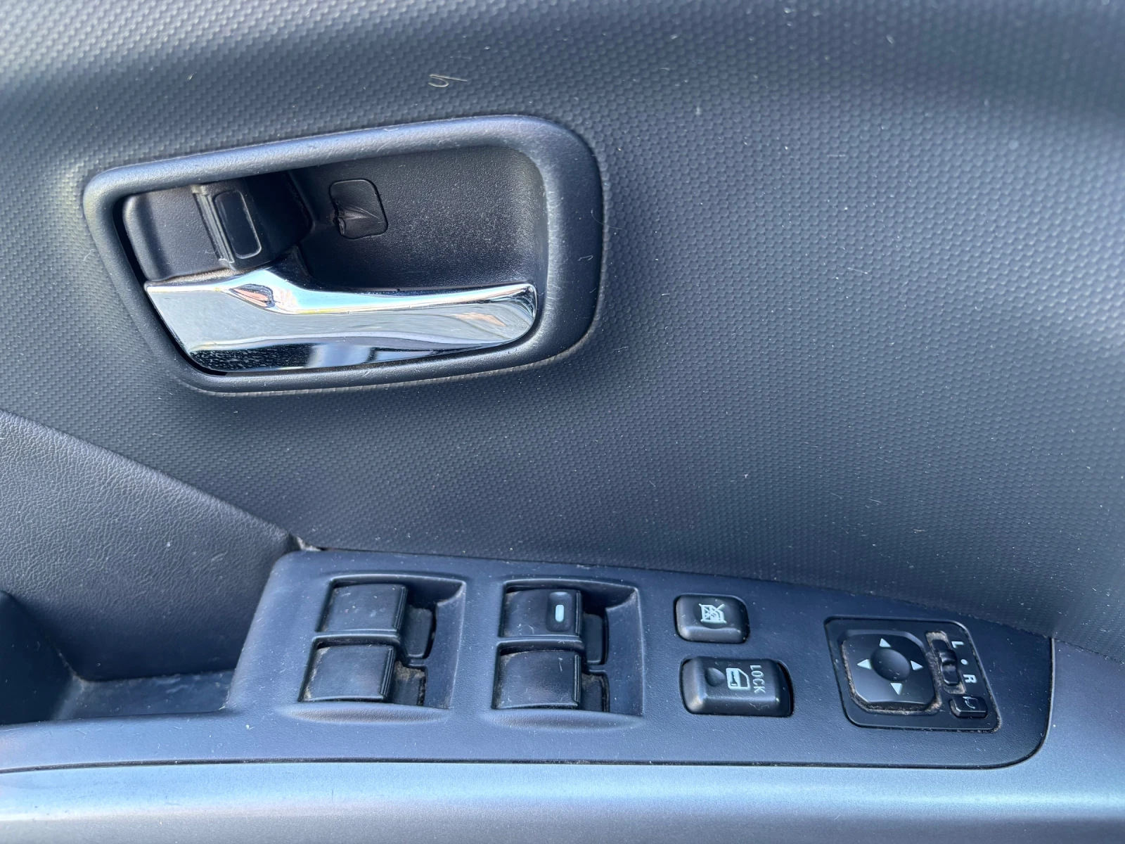 Mitsubishi Outlander 4.4 - изображение 10