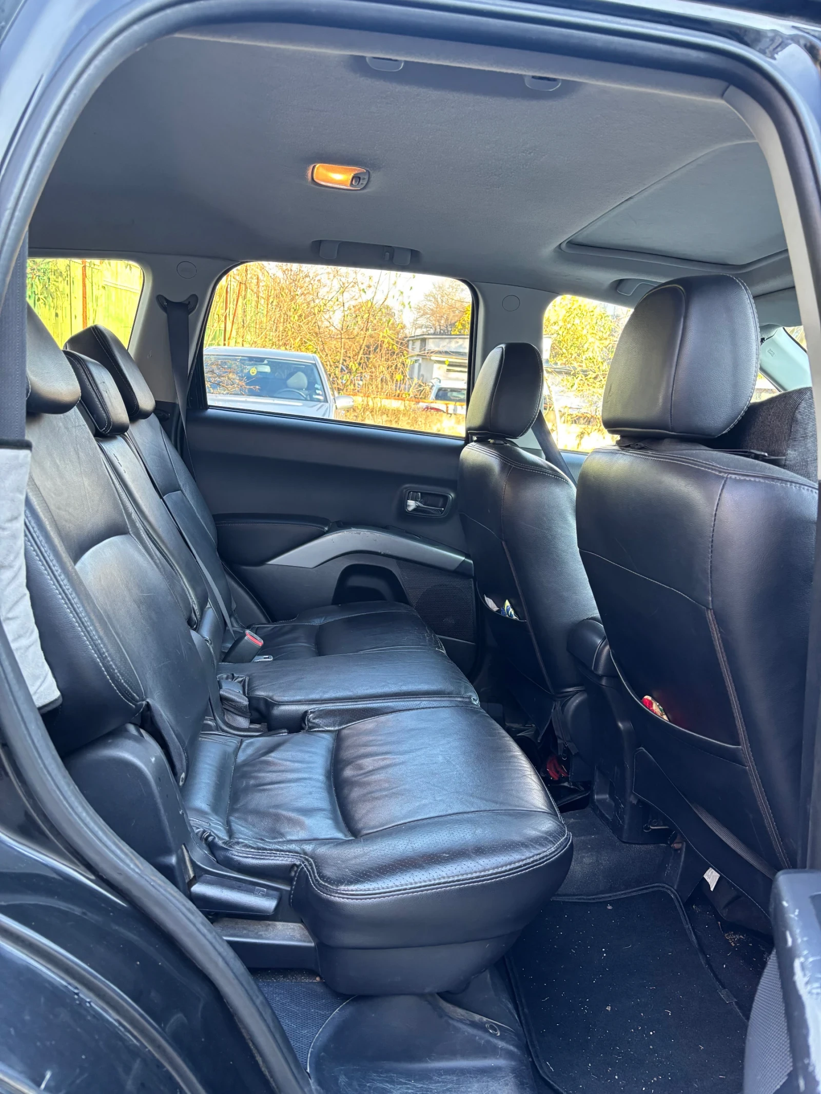 Mitsubishi Outlander 4.4 - изображение 7