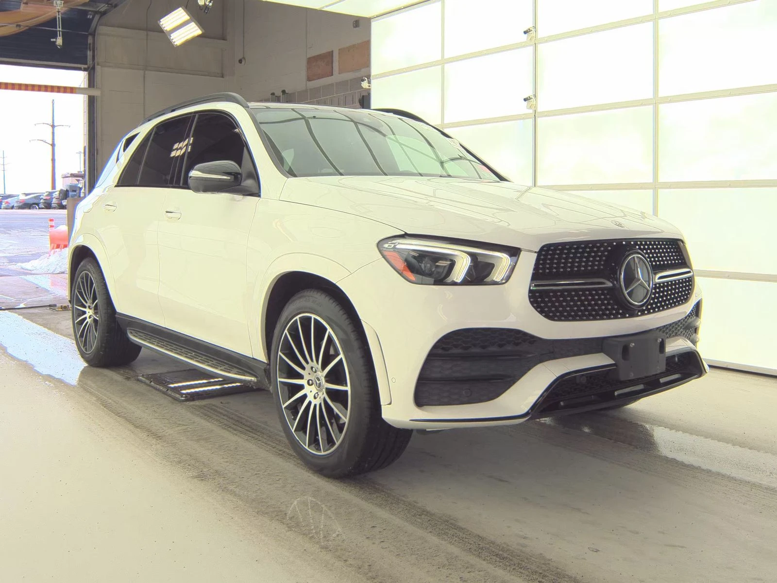 Mercedes-Benz GLE 350 4MATIC - изображение 3