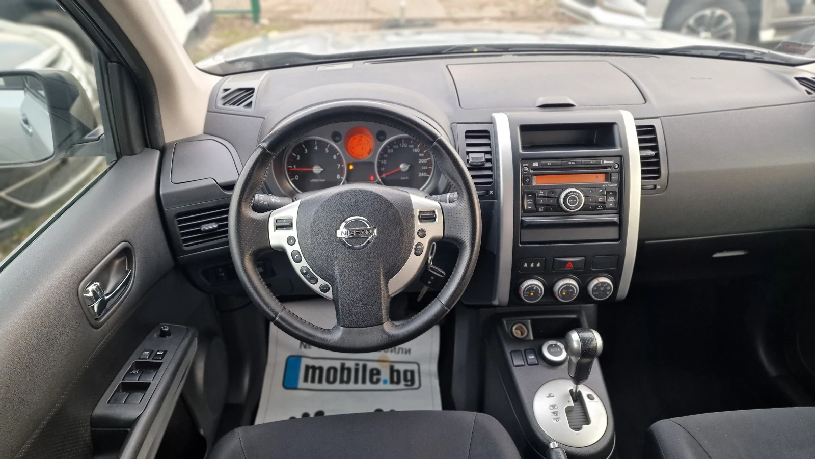 Nissan X-trail 2.5i Automatik, снимка 17 - Автомобили и джипове - 53715621