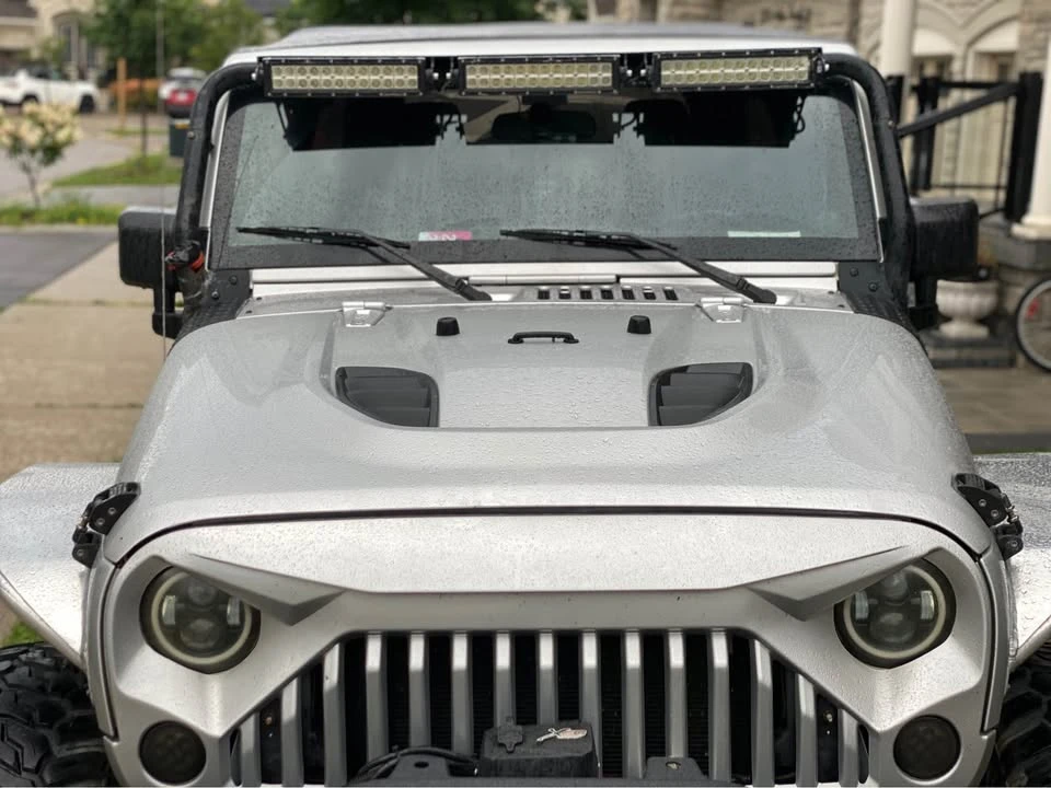 Jeep Wrangler * Sahara JKU* LIFTED* 35 Tires* ЛЕБЕДКА* 6-Speed M, снимка 14 - Автомобили и джипове - 53784367