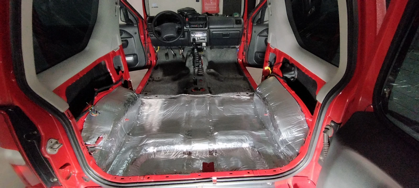 Suzuki Jimny 1300 , снимка 11 - Автомобили и джипове - 55705141