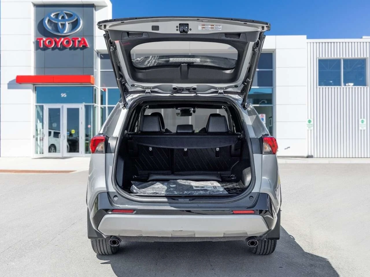 Toyota Rav4 * Hybrid XSE * AWD * CARFAX * , снимка 8 - Автомобили и джипове - 56023172