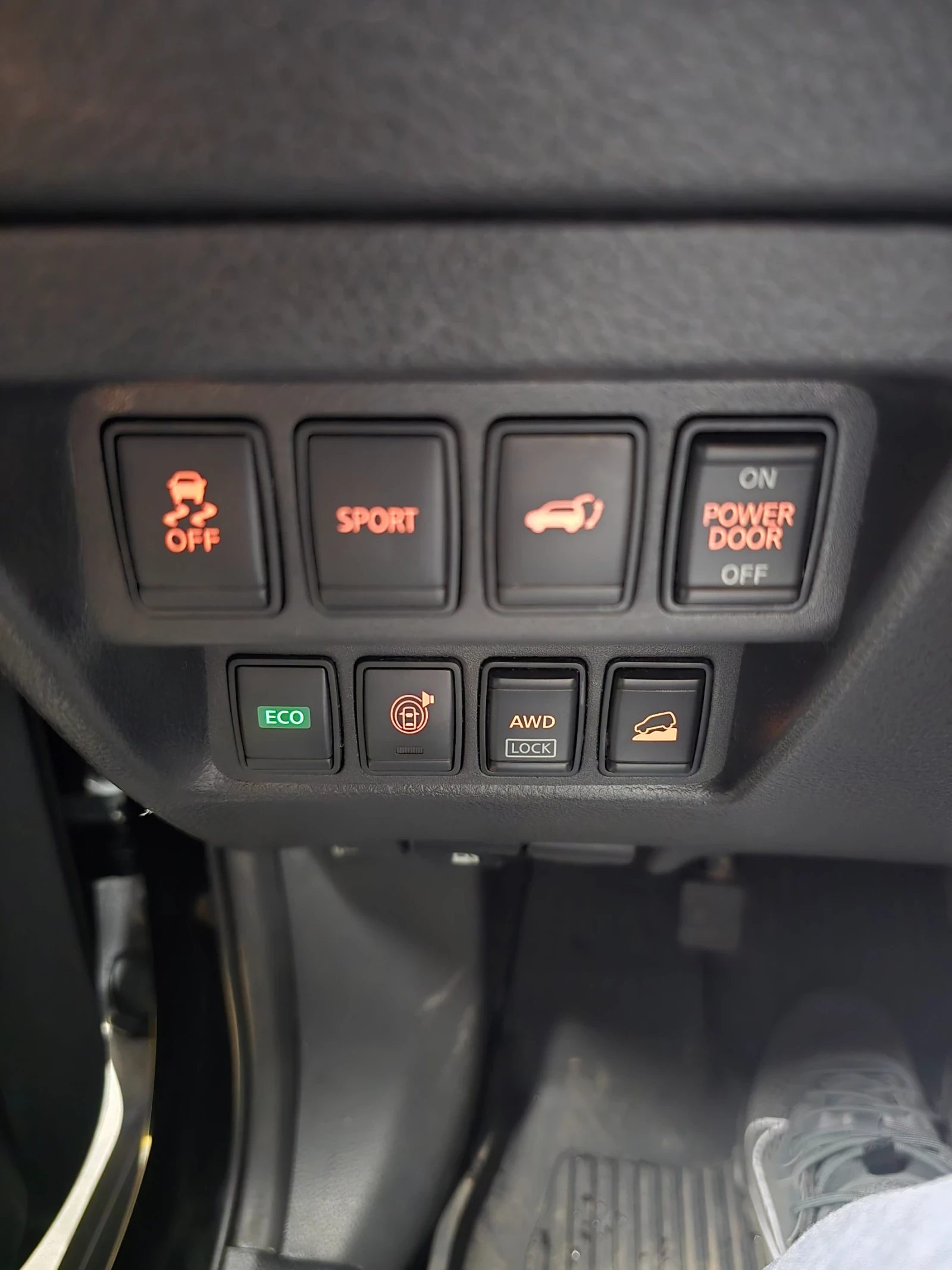 Nissan X-trail 2.5 ROGUE LPG, снимка 10 - Автомобили и джипове - 56344254