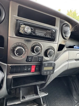 Iveco Daily * 35S15* СПЕЦИАЛЕН* КЛИМАТИК* ОБСЛУЖЕН* , снимка 12