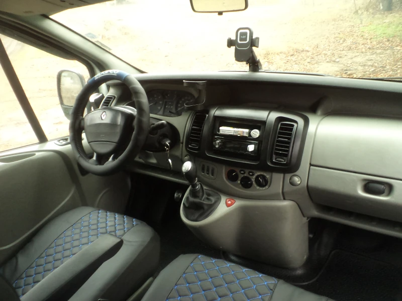 Renault Trafic 1.9 dci-6 скорости!!!, снимка 7 - Бусове и автобуси - 48643399