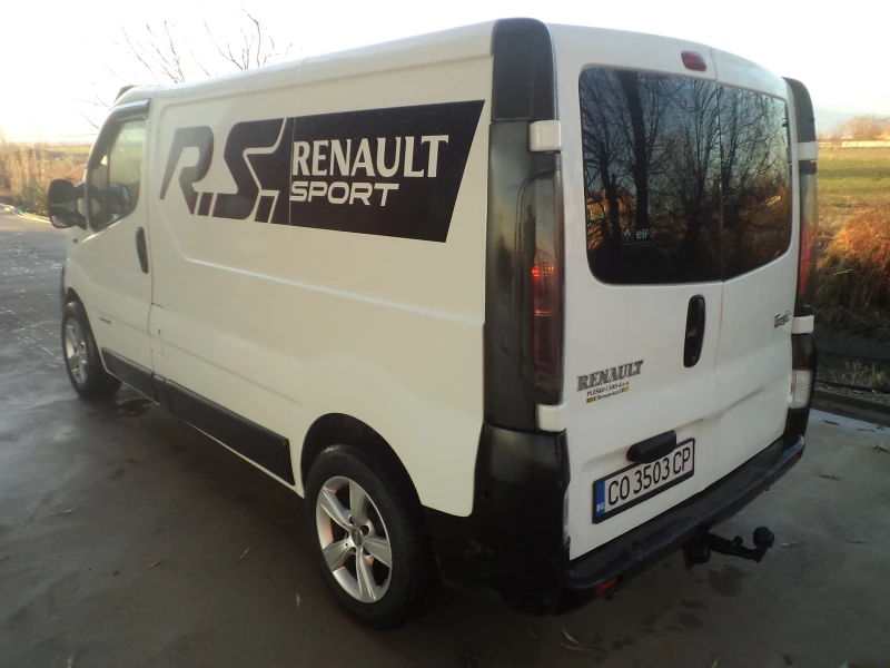 Renault Trafic 1.9 dci-6 скорости!!!, снимка 10 - Бусове и автобуси - 48643399