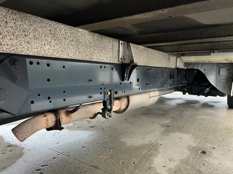 Iveco Daily 35c16 / 2020 година / Падащ борд 1 тон, снимка 10 - Бусове и автобуси - 52562925