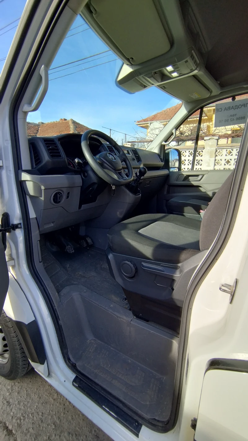 VW Crafter Дълга база перфектно техническо състояние, снимка 11 - Бусове и автобуси - 52848976