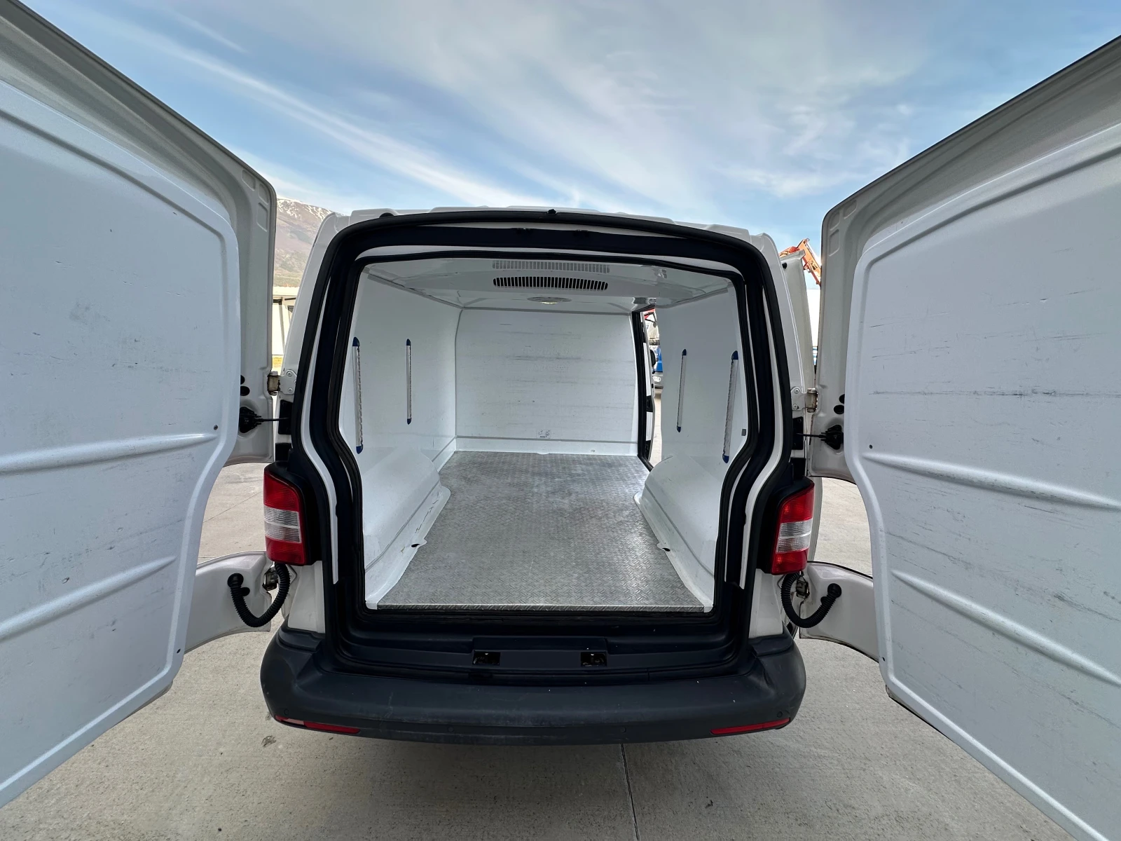 VW T5 !2.0TDI!!! | Mobile.bg   13