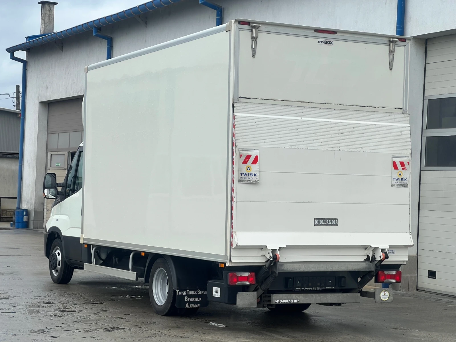 Iveco Daily 35c16 / 2020 година / Падащ борд 1 тон - изображение 4