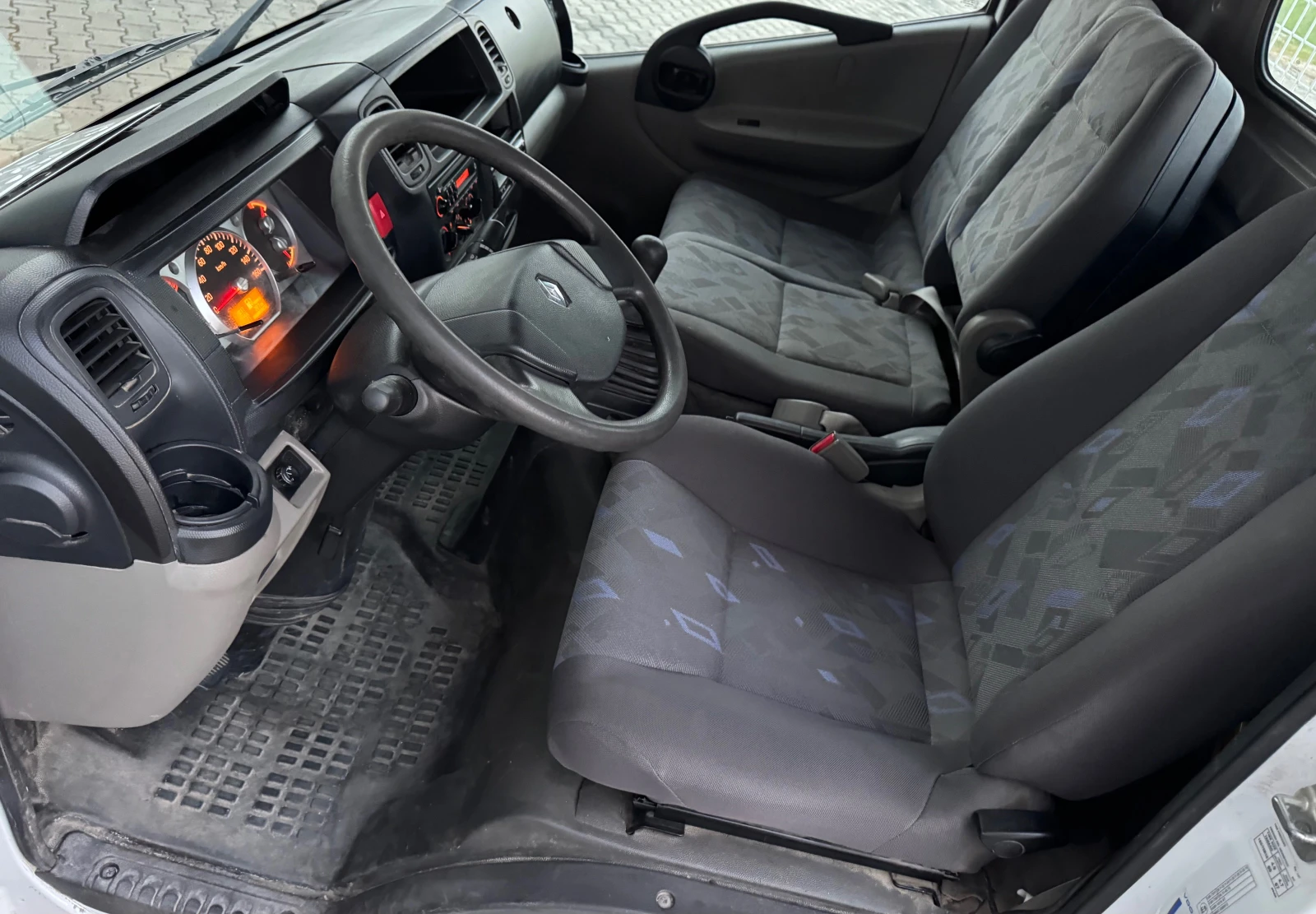 Renault Maxity 3, 0dci 150ps, 101159km., клима, самосвал, N2, ев4, снимка 12 - Бусове и автобуси - 56702598