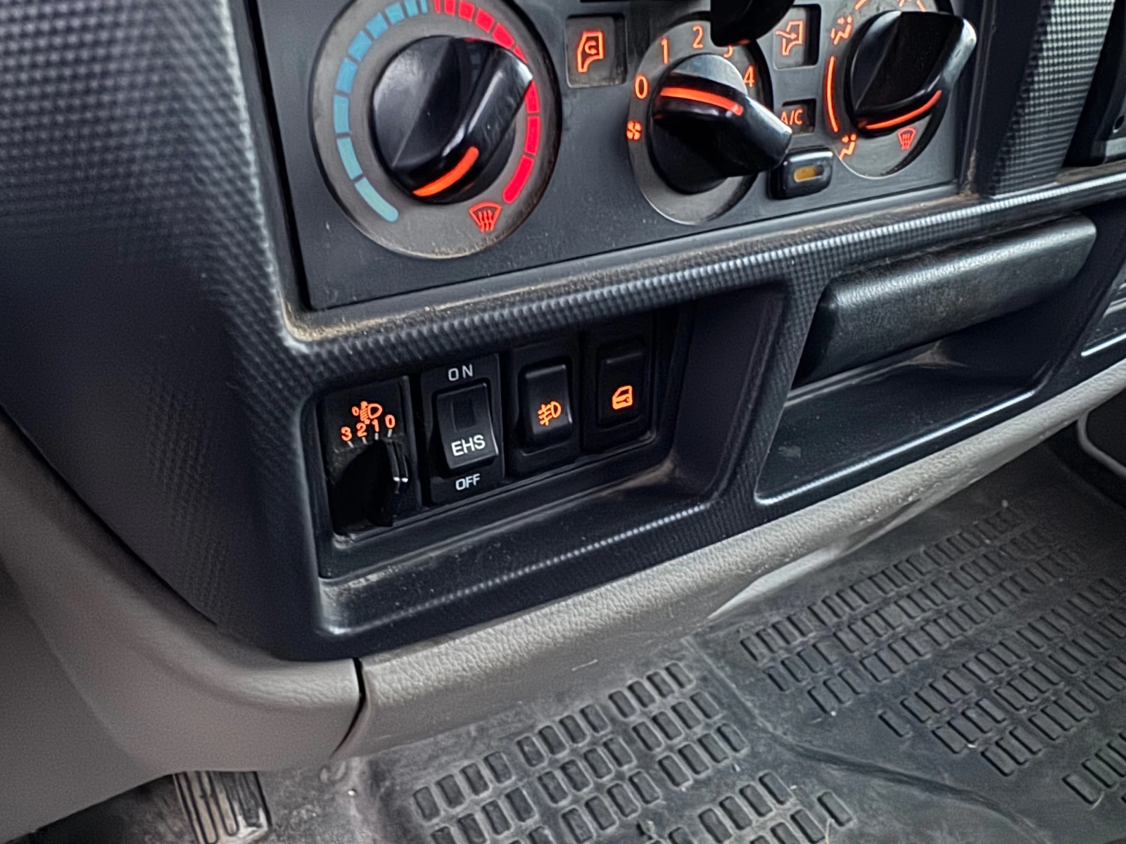 Renault Maxity 3, 0dci 150ps, 101159km., клима, самосвал, N2, ев4, снимка 14 - Бусове и автобуси - 56702598