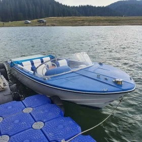 Моторна яхта Schweizer Bateaux Saphir/Glisseur, Volvo Penta 130к.с. , снимка 1 - Воден транспорт - 47128869