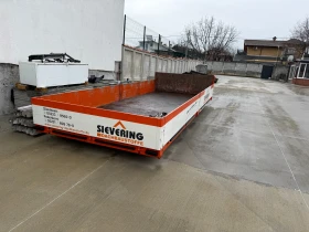 Бордова каросерия от Mercedes Atego