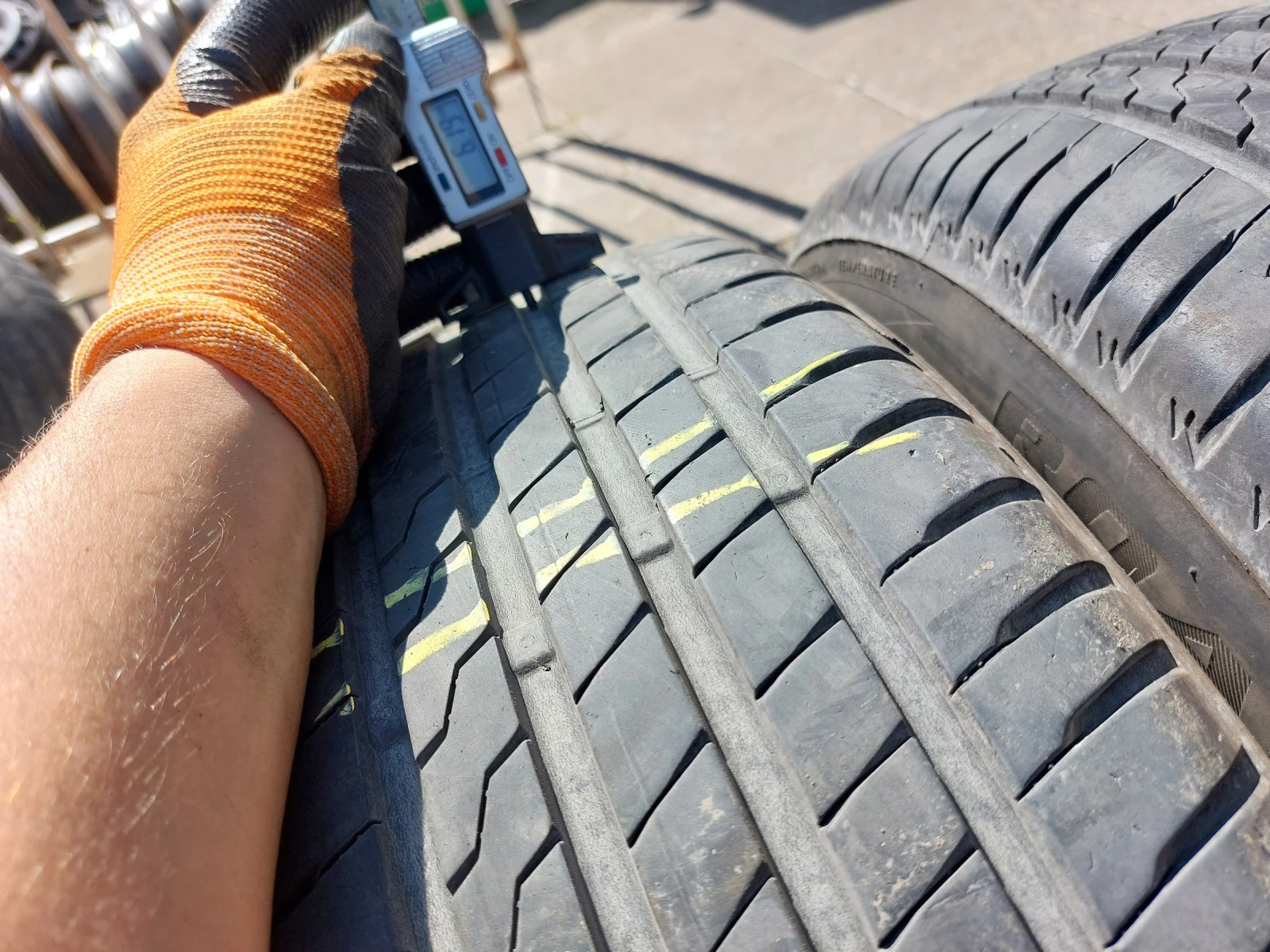 ���� 205/60R16 | Mobile.bg � ����������� 4