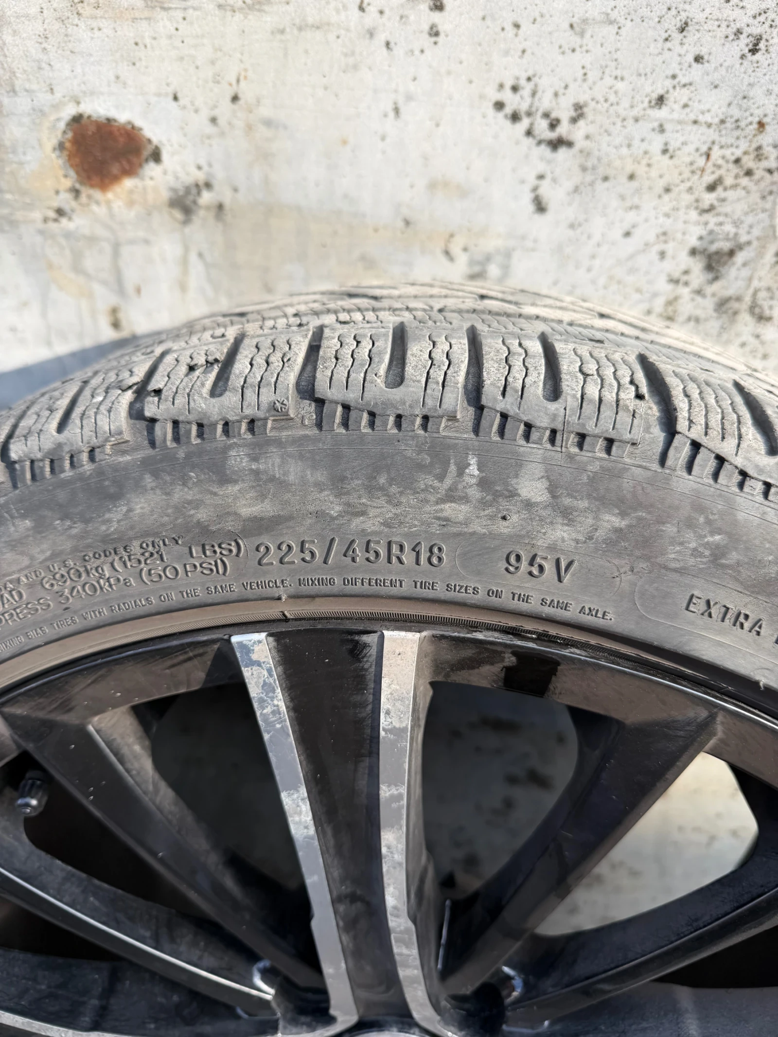 Гуми с джанти Michelin 225/45R18, снимка 5 - Гуми и джанти - 55048759