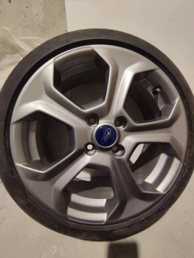    205/40R17  Ford Fiesta | Mobile.bg    4