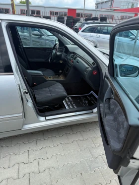 Mercedes-Benz E 320 Нов внос* Перфектна* Напълно обслужена* Топ* , снимка 6