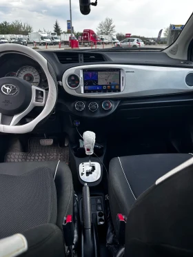 Toyota Yaris, снимка 14
