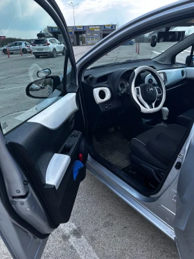 Toyota Yaris, снимка 8