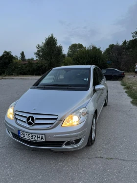  Mercedes-Benz B 200