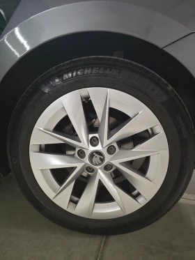 Skoda Octavia 4 FL Edition 1.5-mHEV | Auto.bg — изображение 11