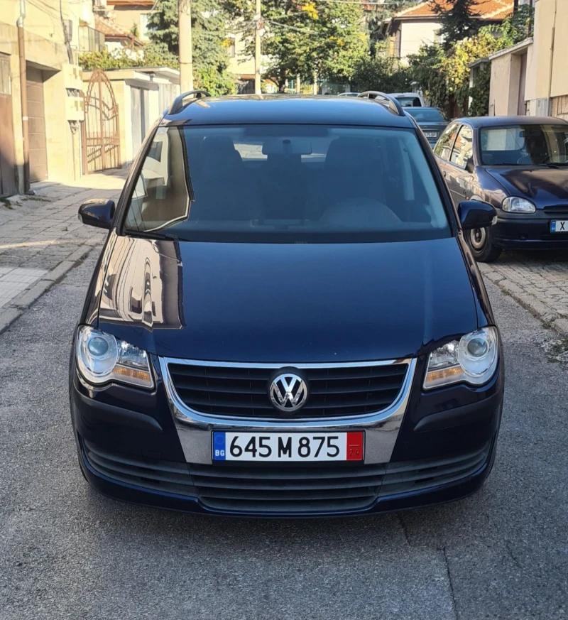 VW Touran 1.9 TDI, снимка 7 - Автомобили и джипове - 47587876