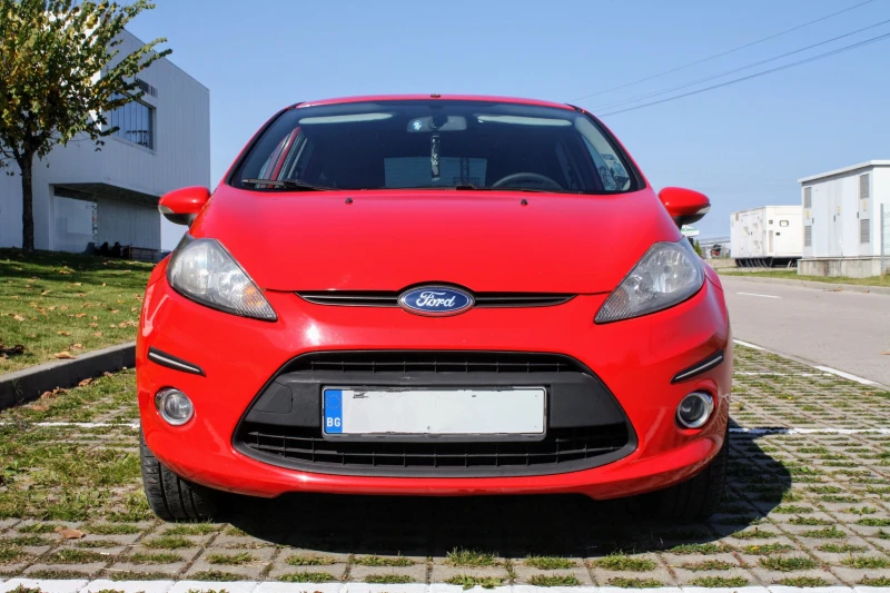 Ford Fiesta 1.4 TDCi, снимка 3 - Автомобили и джипове - 47643340