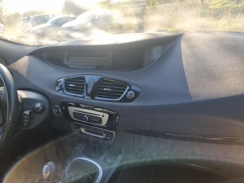 Renault Grand scenic 1, 6dci, снимка 8 - Автомобили и джипове - 48057129