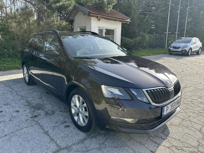 Skoda Octavia DSG 4x4, снимка 2 - Автомобили и джипове - 49963959